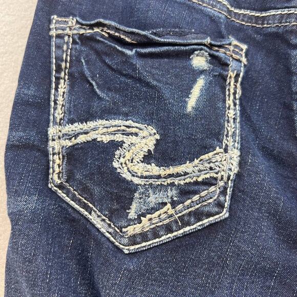 NWT Silver Jeans Co. Suki Capri Women's Jean Capri Size W28 L22.5 Mid Rise - Picture 9 of 16